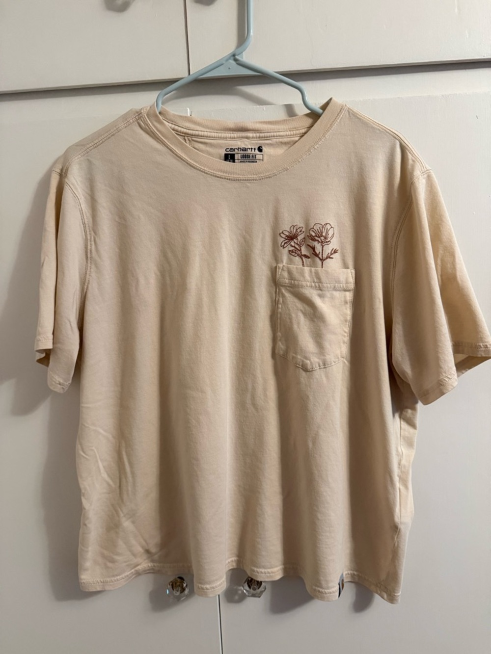 🌸Carhartt Embroider Pocket Tee